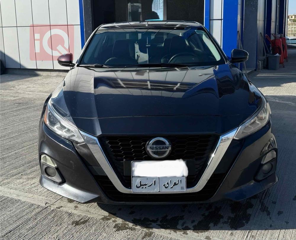 نیسان ئەلتیما